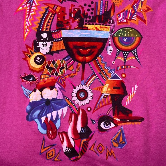 Volcom Featured Artist Andreas Jenne "Skullux Comet" Fuchsia V-Neck Junior's XL - Picture 3 of 14